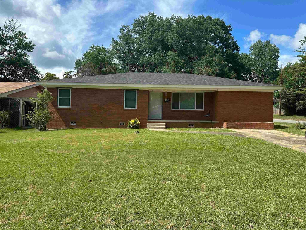 500 Hayes St, Jacksonville, AR 72076