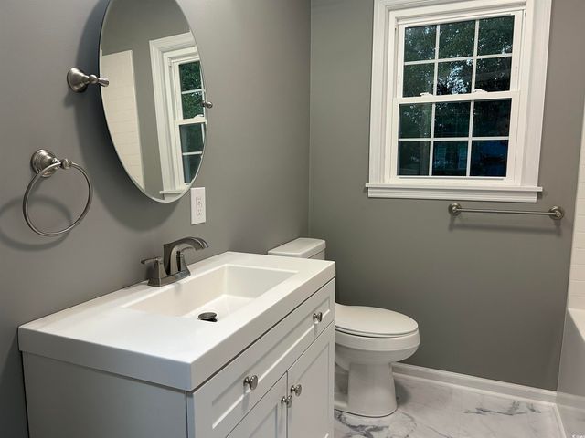 404 E Richardson Ave., Hemingway, SC 29554