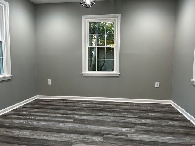 404 E Richardson Ave., Hemingway, SC 29554