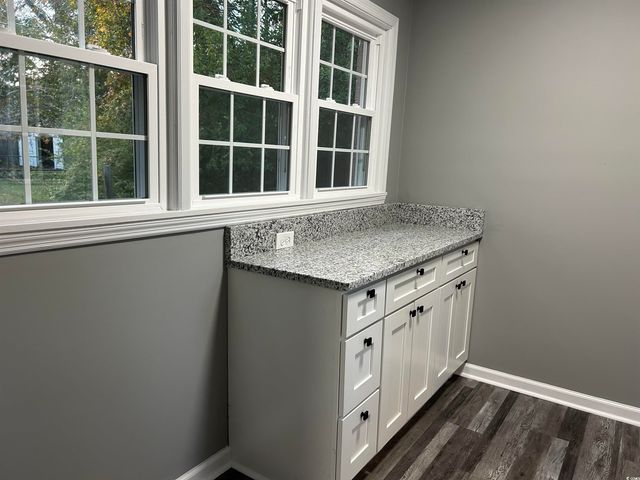 404 E Richardson Ave., Hemingway, SC 29554