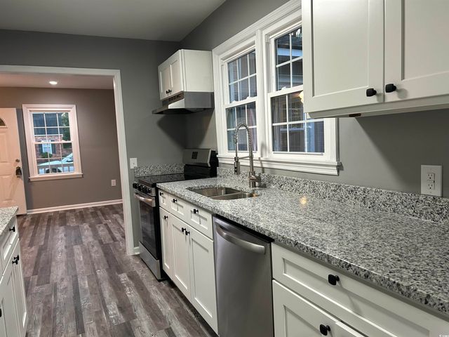 404 E Richardson Ave., Hemingway, SC 29554