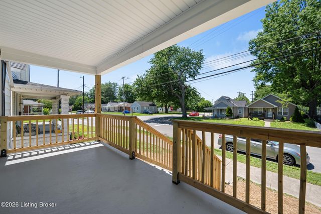 3681 Parthenia Ave, Louisville, KY 40215