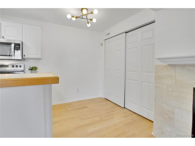 6705 S Field St 802, Littleton, CO 80128