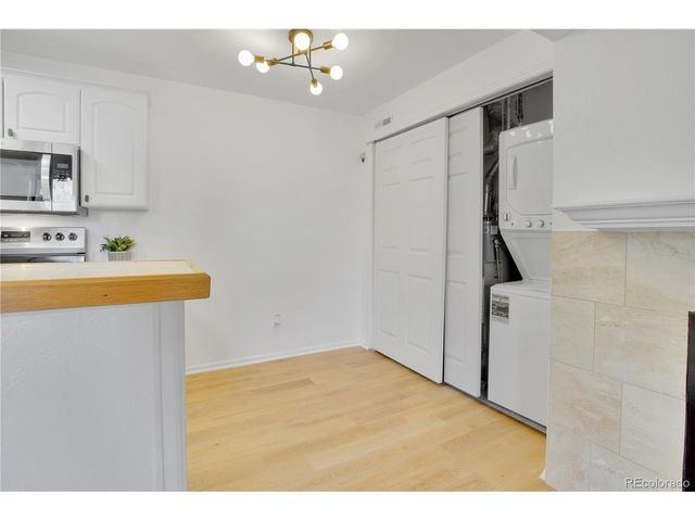 6705 S Field St 802, Littleton, CO 80128