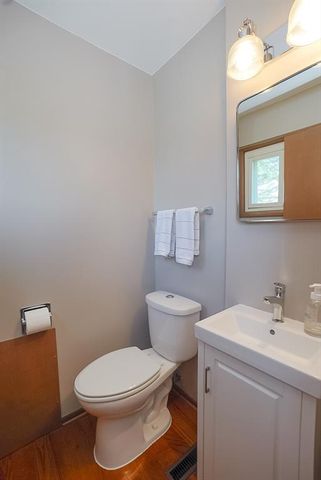 2551 Sunridge Street, Eau Claire, WI 54703