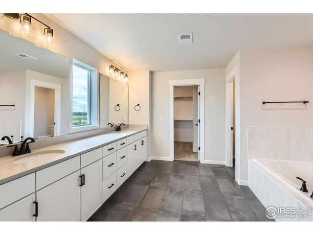 5901 Aspenglow St, Longmont, CO 80504