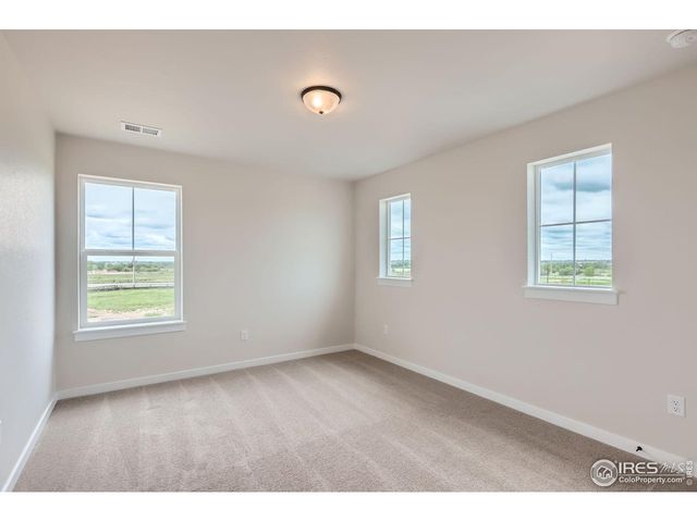 5901 Aspenglow St, Longmont, CO 80504