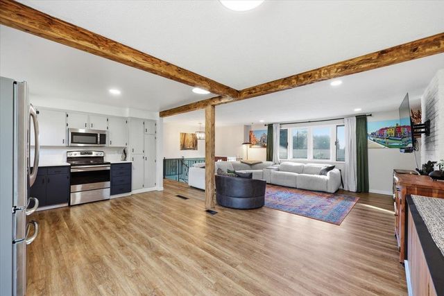2717 E 38th Ave, Spokane, WA 99223