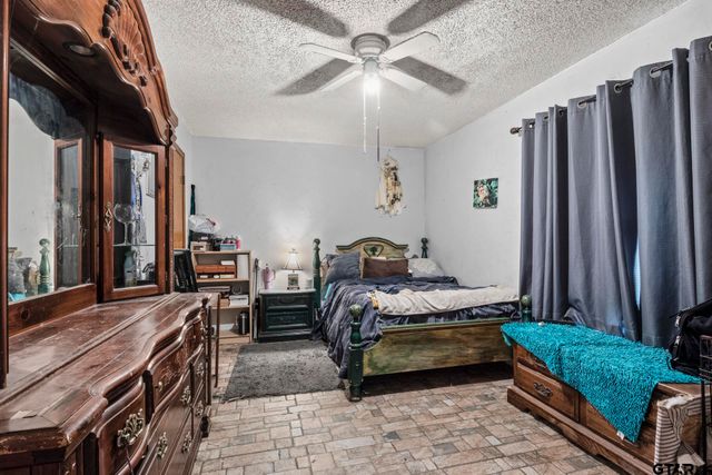 504 E 3rd, Mt Pleasant, TX 75455