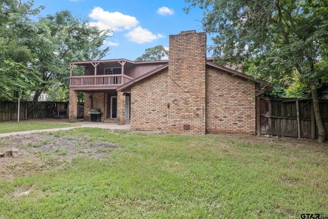 504 E 3rd, Mt Pleasant, TX 75455