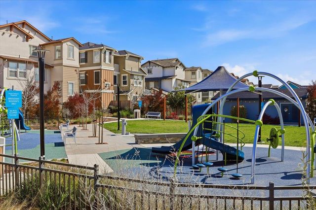 9343 Ocean Park Way, Newark, CA 94560