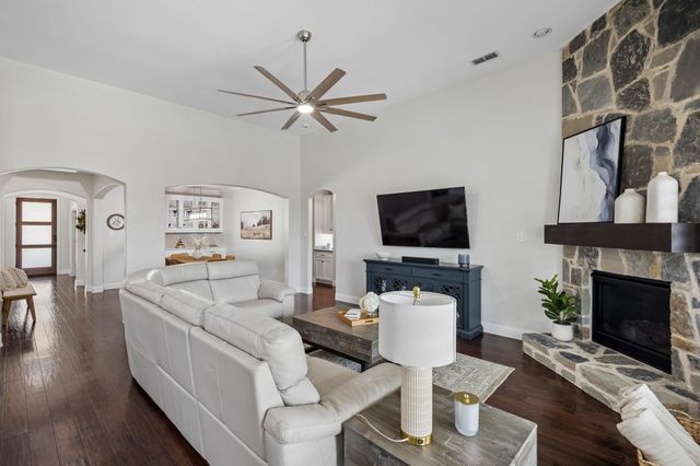 7412 Sabine Drive, Mckinney, TX 75071