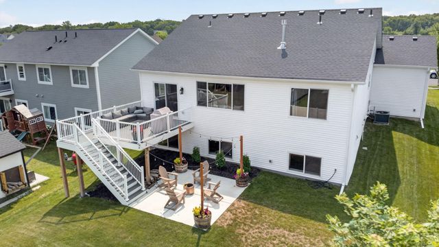 1119 Cubasue Court, Shakopee, MN 55379
