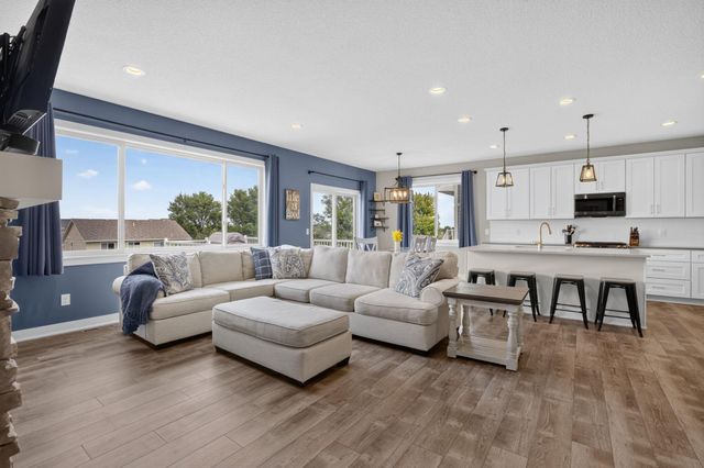 1119 Cubasue Court, Shakopee, MN 55379
