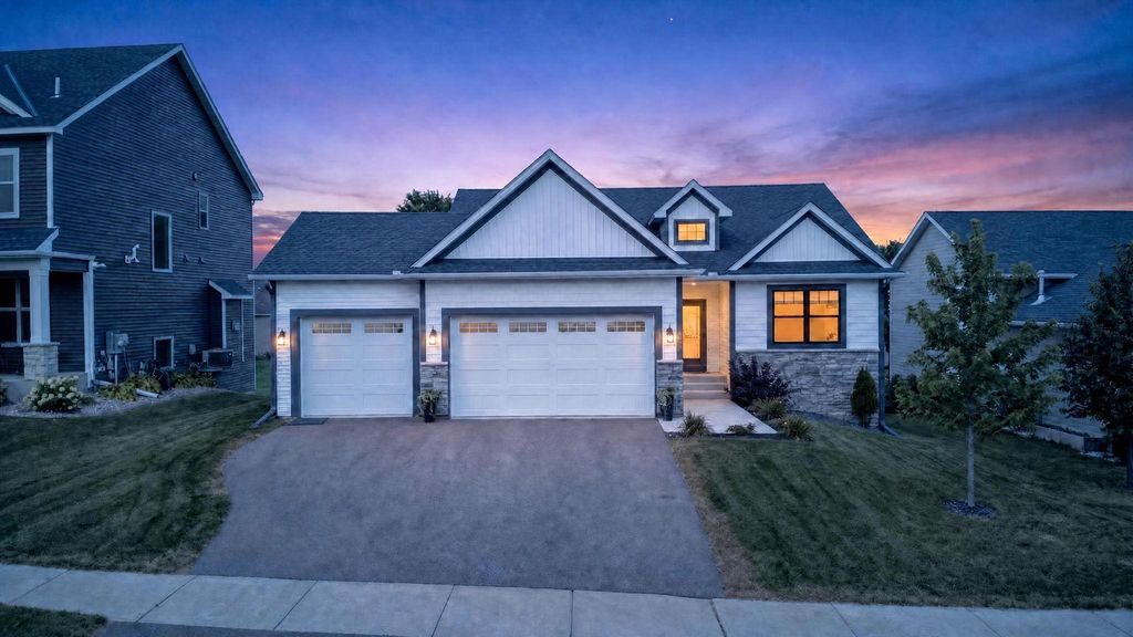 1119 Cubasue Court, Shakopee, MN 55379
