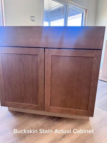 900 Crestview Drive, Solon, IA 52333