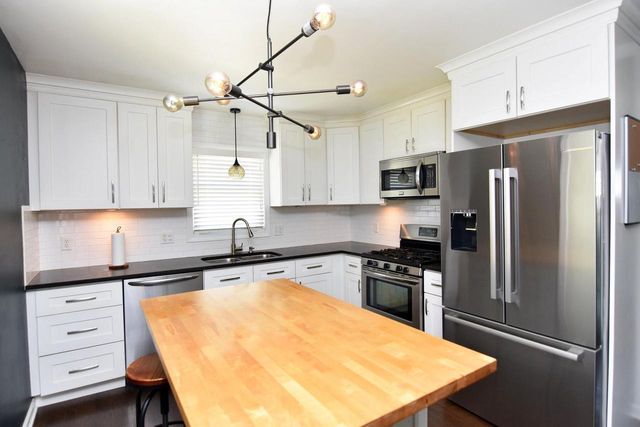 2405 82nd STREET, Kenosha, WI 53143