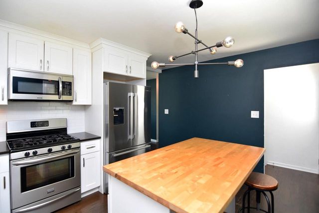 2405 82nd STREET, Kenosha, WI 53143
