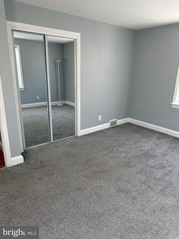 132 HILLCREST AVE, Croydon, PA 19021