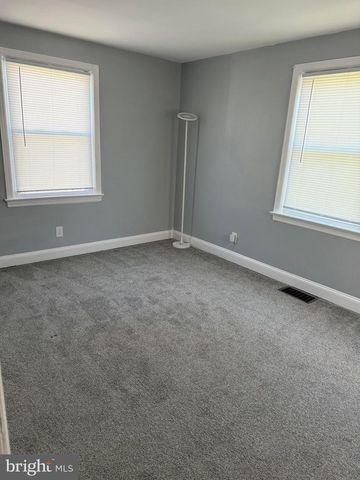 132 HILLCREST AVE, Croydon, PA 19021