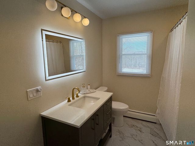 20 Grandview Avenue, Watertown, CT 06795