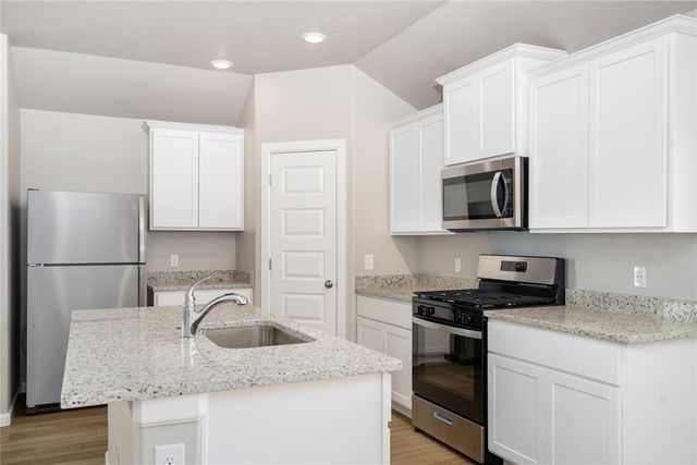 740 Luna Way, Tuttle, OK 73089