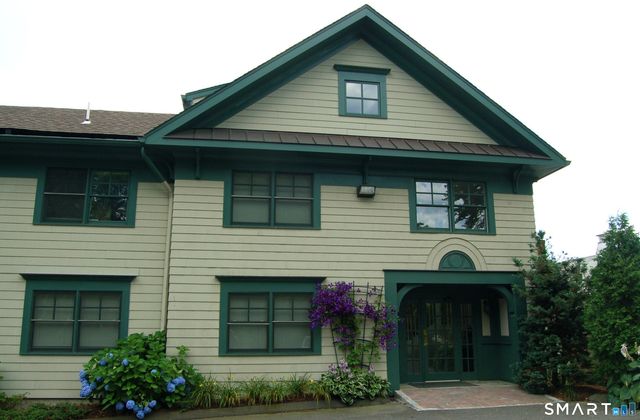 365 Westport Avenue 1J, Norwalk, CT 06851