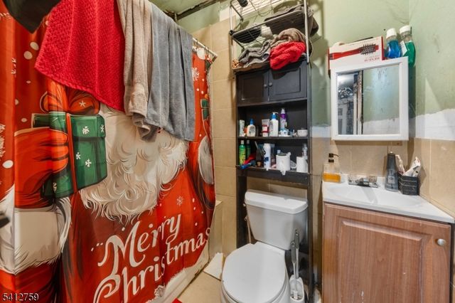 610 Main St, Paterson City, NJ 07503