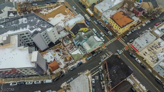 610 Main St, Paterson City, NJ 07503