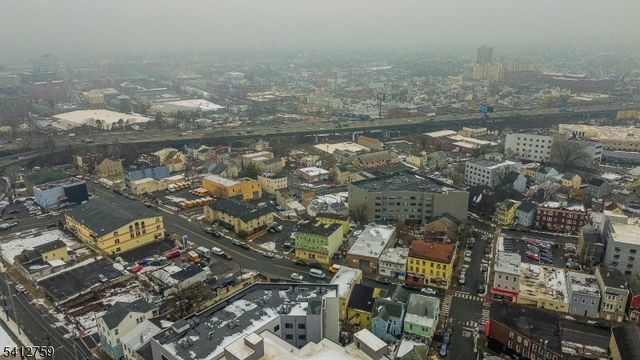 610 Main St, Paterson City, NJ 07503