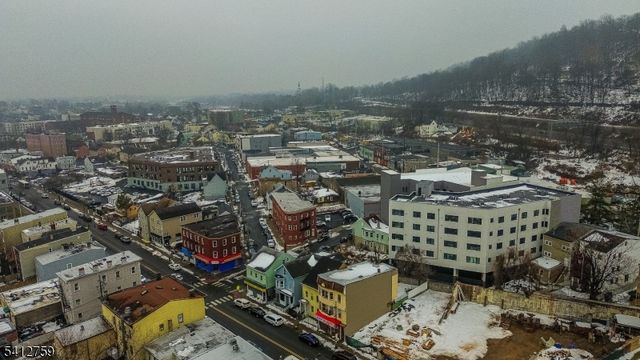 610 Main St, Paterson City, NJ 07503