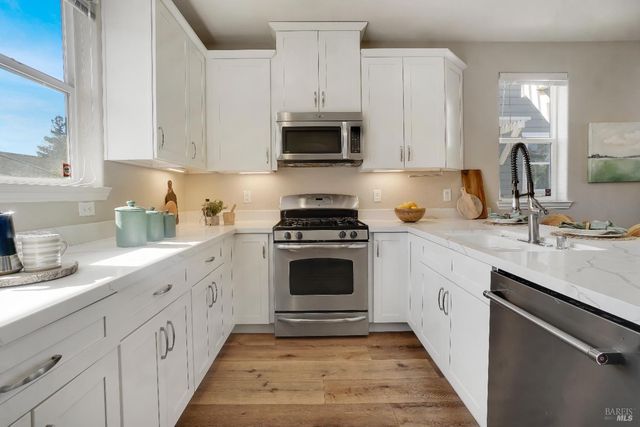 113 Firefly Ln, Napa, CA 94558