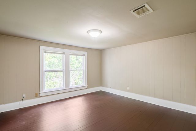 701 N Gaillard Street, Baytown, TX 77520