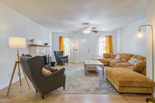 701 N Gaillard Street, Baytown, TX 77520