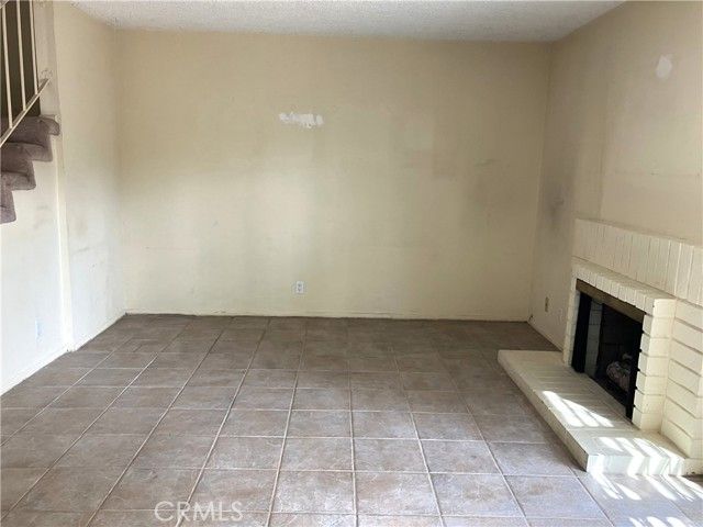 14182 Elystan, Westminster, CA 92683