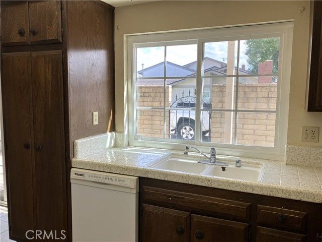 14182 Elystan, Westminster, CA 92683