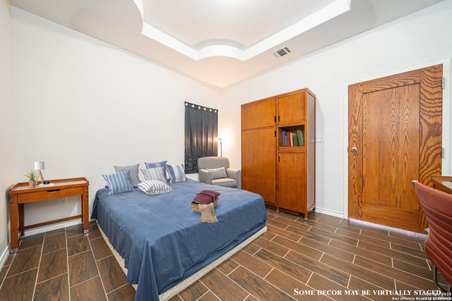 233 Esmeralda Drive, San Antonio, TX 78228