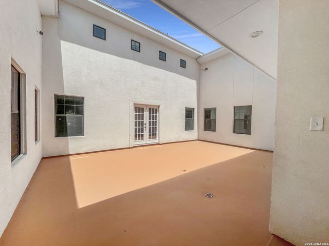 233 Esmeralda Drive, San Antonio, TX 78228
