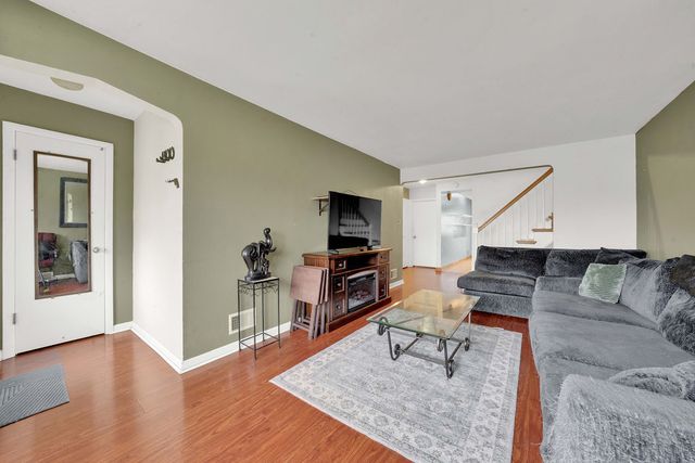 7234 S Ridgeway Avenue, Chicago, IL 60629
