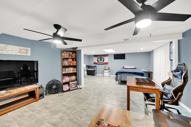 7234 S Ridgeway Avenue, Chicago, IL 60629