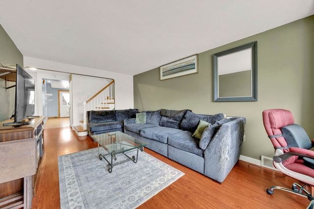 7234 S Ridgeway Avenue, Chicago, IL 60629