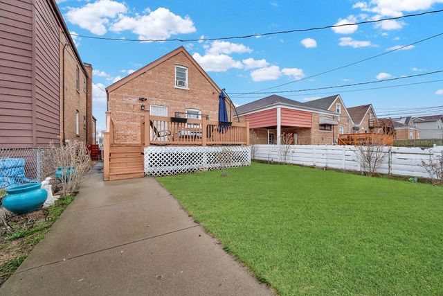 7234 S Ridgeway Avenue, Chicago, IL 60629