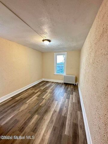 344 2nd Avenue, Albany, NY 12209