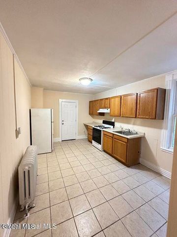 344 2nd Avenue, Albany, NY 12209