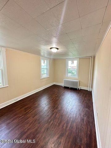 344 2nd Avenue, Albany, NY 12209