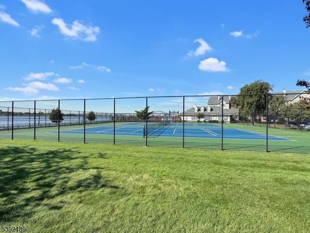 20 Redwood St 20, Jersey City, NJ 07305