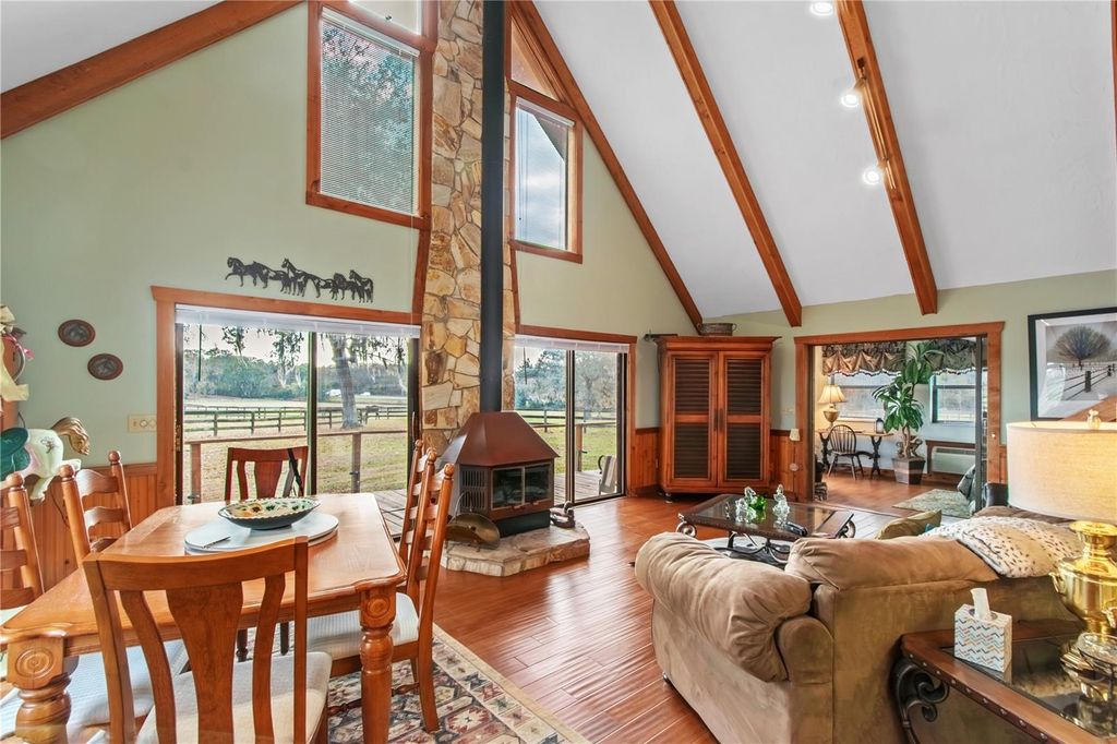 Image 39 of property listing at 5100 W HWY 329, Reddick, FL 32686