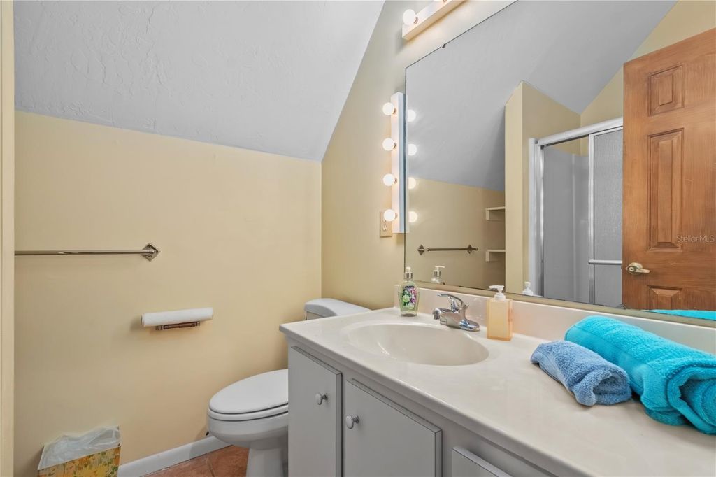 Image 45 of property listing at 5100 W HWY 329, Reddick, FL 32686