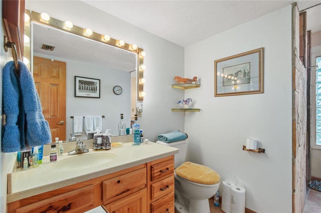 Image 50 of property listing at 5100 W HWY 329, Reddick, FL 32686