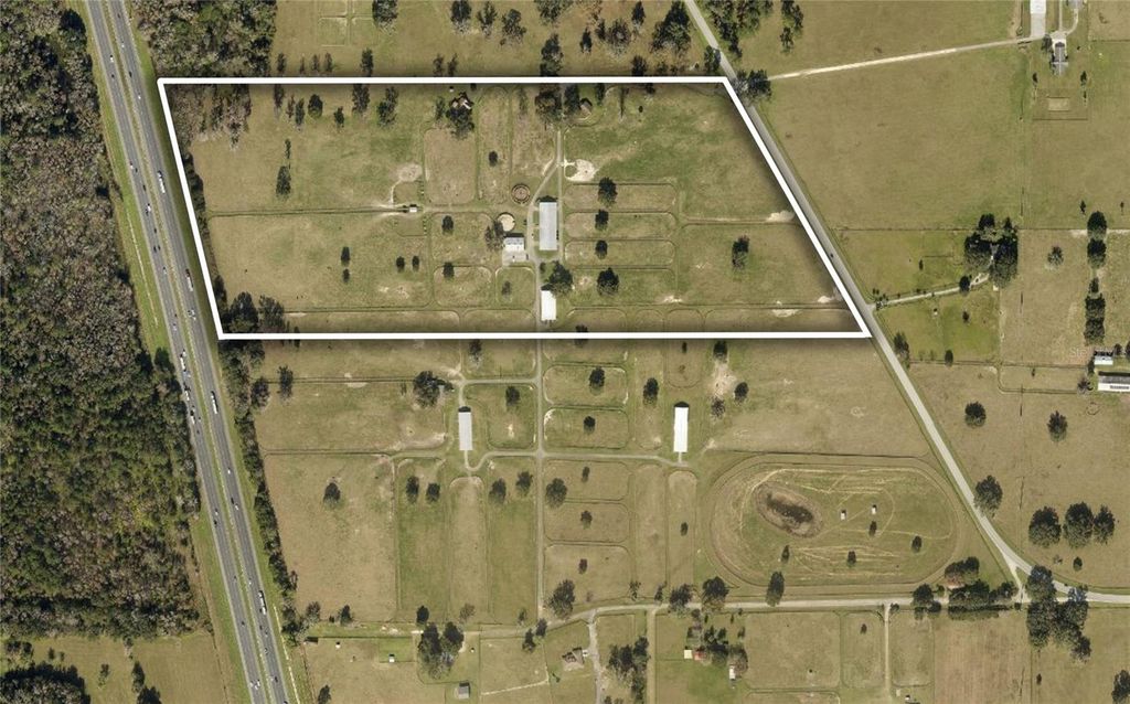 Image 61 of property listing at 5100 W HWY 329, Reddick, FL 32686